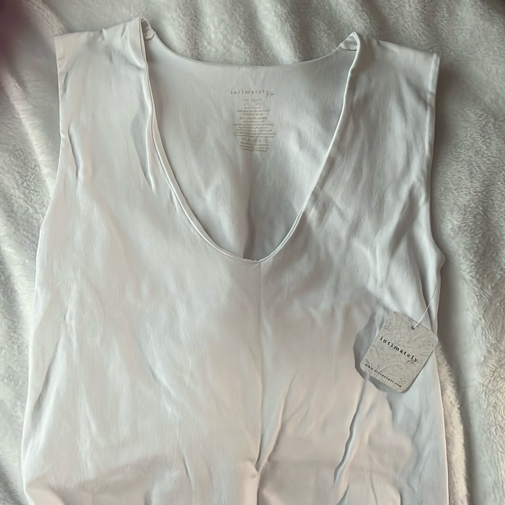 Intimately free people white scoopneck tank top